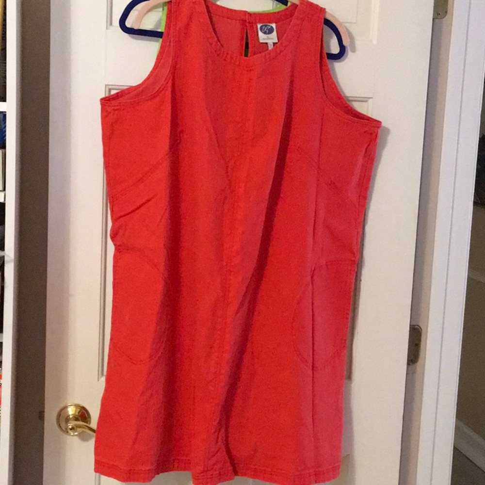 EUC,DG2,DIANE GILMAN DESIGNER,2X, Tomato Red Denim Mini Dress,front darts,round